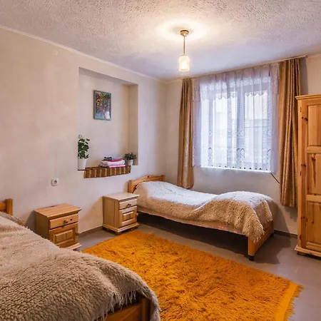 Otua Pensionat 2*